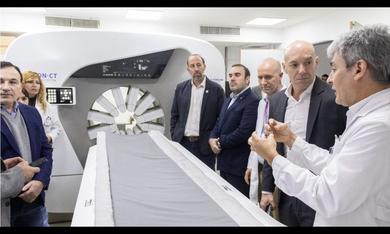 El Hospital El Cruce a la Vanguardia con el Primer SPECT 360° CZT del País